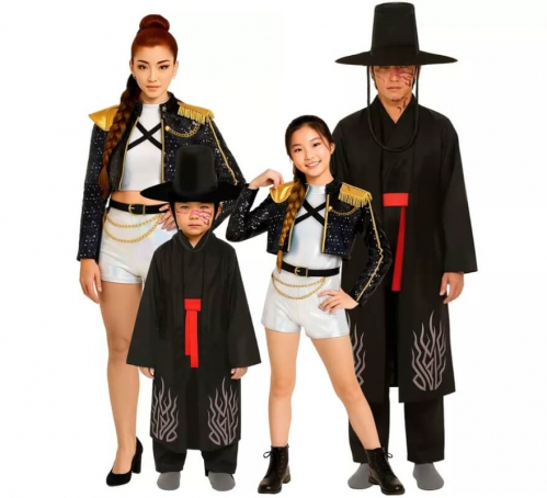 Grupo de Cazadora Golden y demonios Grupo de Cazadora Golden y demonios