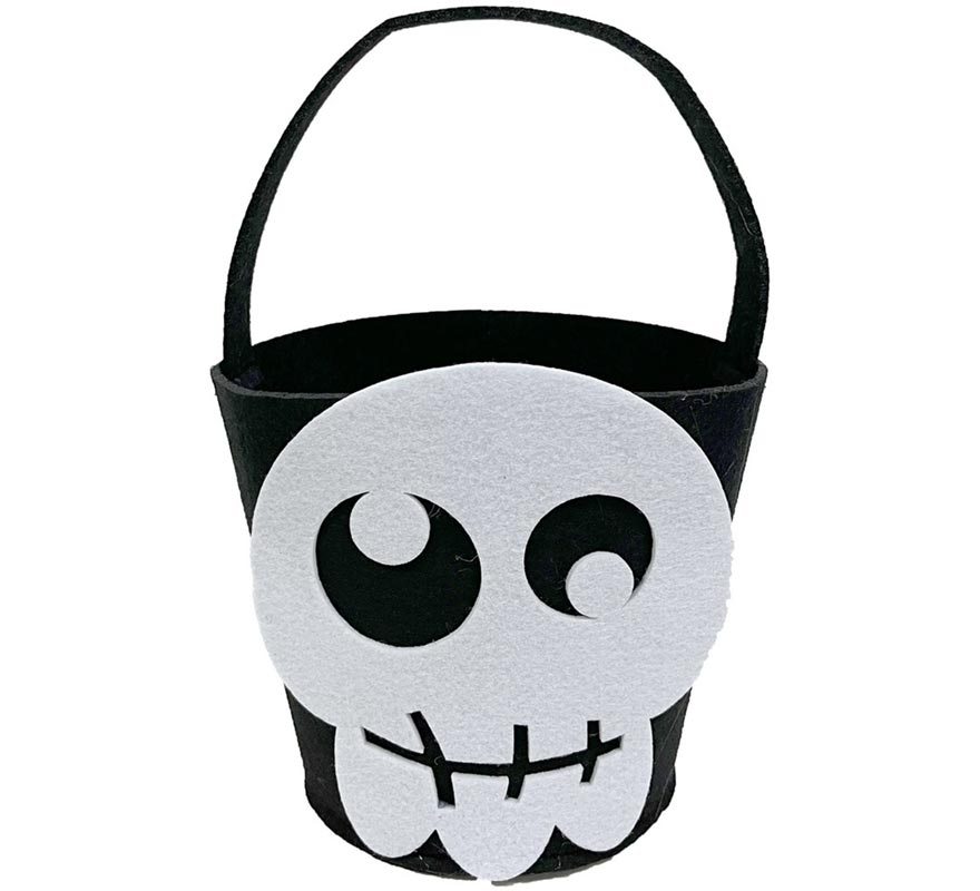 Black and white felt skull cube 20x18x18.50 cm