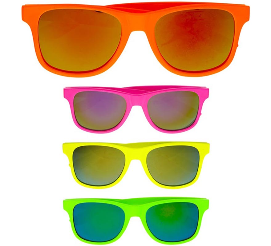 Óculos neon dos anos 80 com lentes de cores sortidas