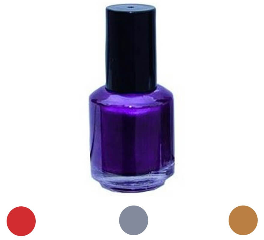 Nagellack in verschiedenen Farben