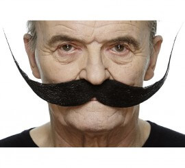 Moustache noire française