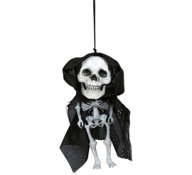 Pendentif tête de squelette avec capuche 15 cm