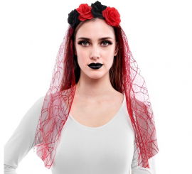 Tiara de flores com véu vermelho
