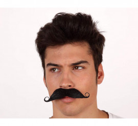 Moustache de Peintre, Artiste