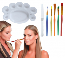 Makeup Kit: 5 Brushes, Palette and Spatula