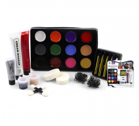 Familien -Make-up-Set Fx : Farbpalette, Tuben, Pinseletui, Schwämme und Foundation