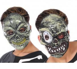 Maske für Halloween in 2 verschiedenen Modellen