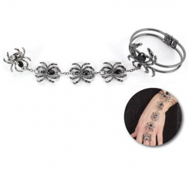 Harness type spider bracelet