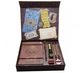 Harry Potter Hogwarts Deluxe Stationery Set