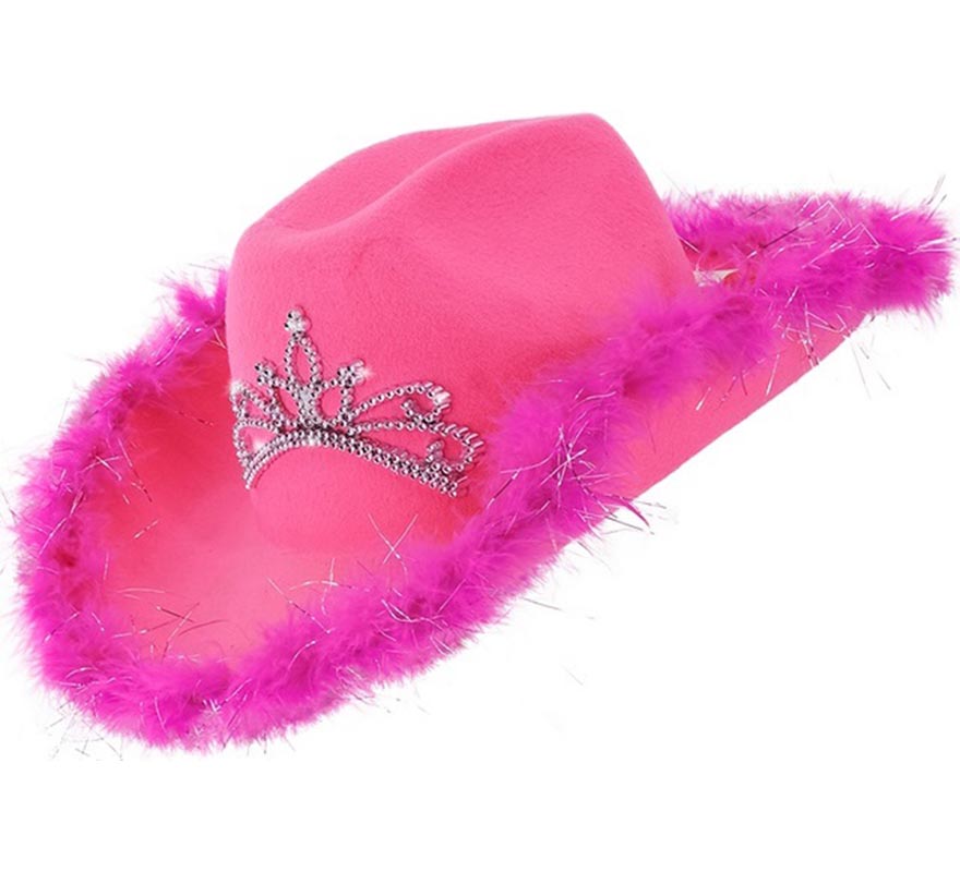 Chapéu de cowgirl com tiara e detalhes de penas em várias cores