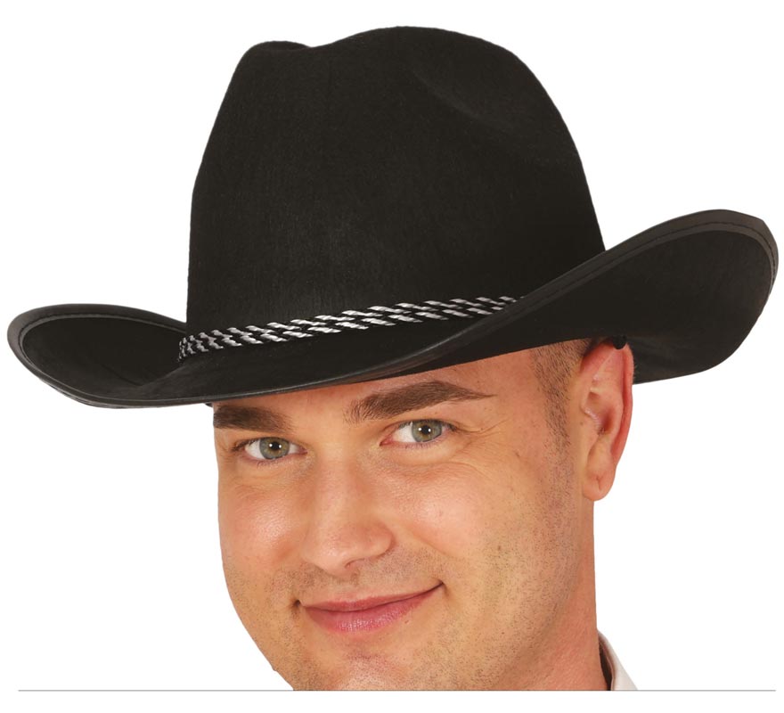 Black felt cowboy hat